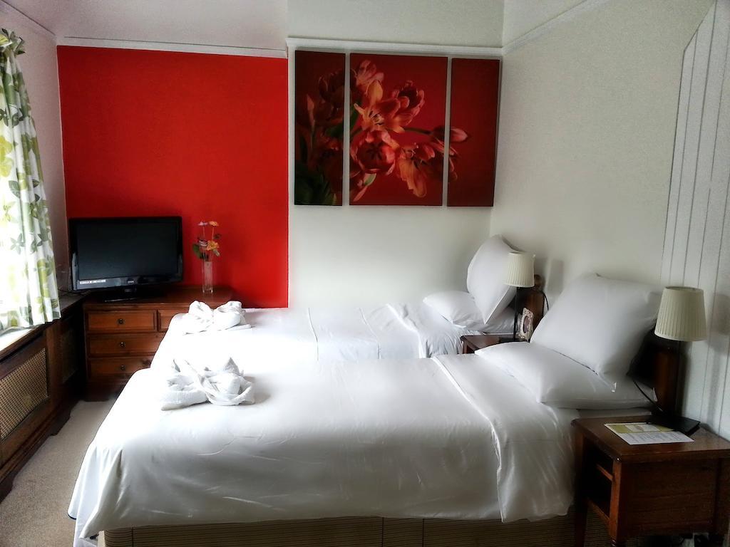 Rosemead Guest House Claygate 部屋 写真